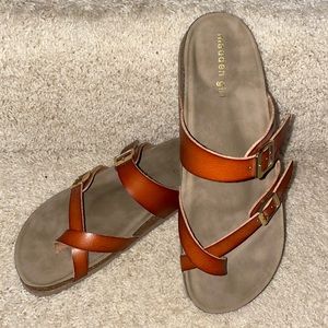 NWOT Madden Girl Brown Sandal Sz. 8